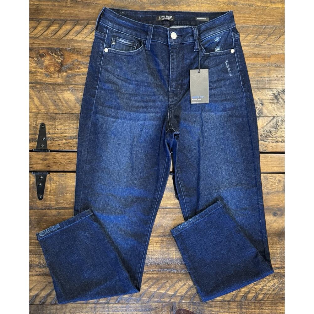NWT Judy Blue Boyfriend Fit Jeans with Cool Denim in Dark Wash Size 3/26